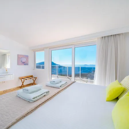 Hotel Waratah 4*